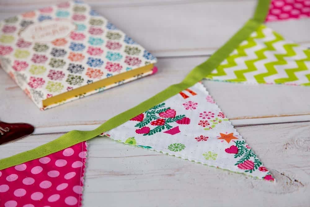 DIY-Christmas-Bunting-Tutorial