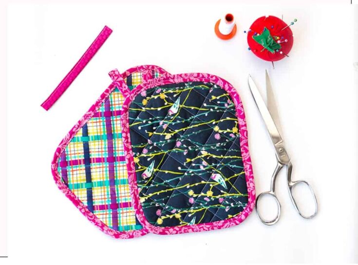 Sew your own easy heavy-duty POT HOLDERS tutorial +Free