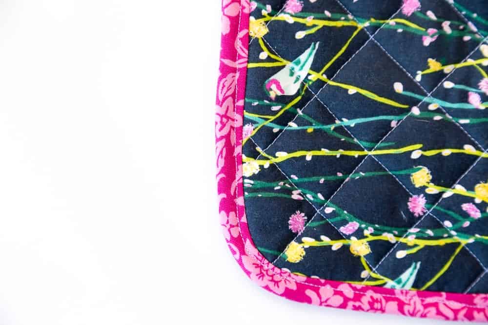 free-potholder-sewing-pattern-quilted