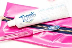 diy-toothbrush-travel-bag