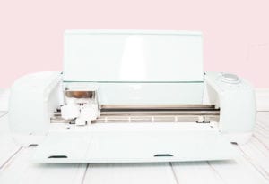 cricut-explore-air-vs-the-cricut-maker-which-one-should-you-buy