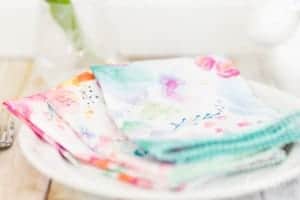 diy-easter-napkin-tutorial