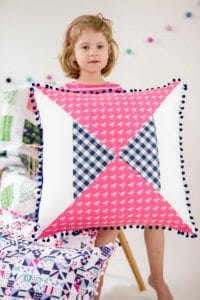 hour-glass-quilt-block-pillow-pattern
