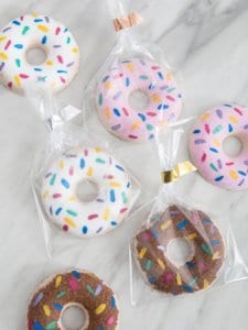 diy-mothers-day-donut-gift