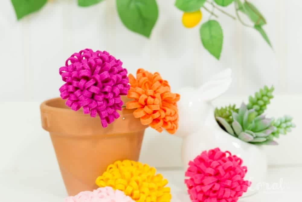 how-to-make-felt-chrysanthemum-flowers-tutorial