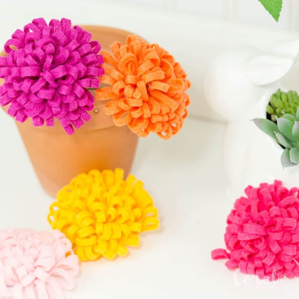 diy-felt-chrysanthemum-flower-tutorial