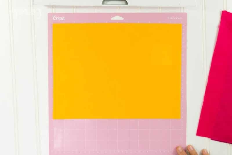 add-felt-to-cricut-fabric-cutting-mat