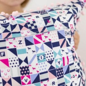 how-to-sew-a-zipper-tutorial-with-wonder-tape