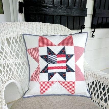 patriotic-pillow-pattern-tutorial-sewing-a-seam