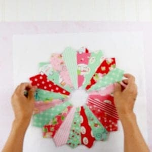 center-dresden-plate-block-on-pillow-front