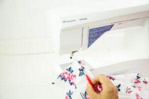 remove-basting-seam-stitches-on-zipper