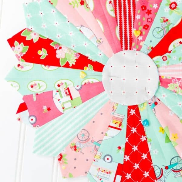 How to make a Dresden Plate Quilt Block Tutorial with Template