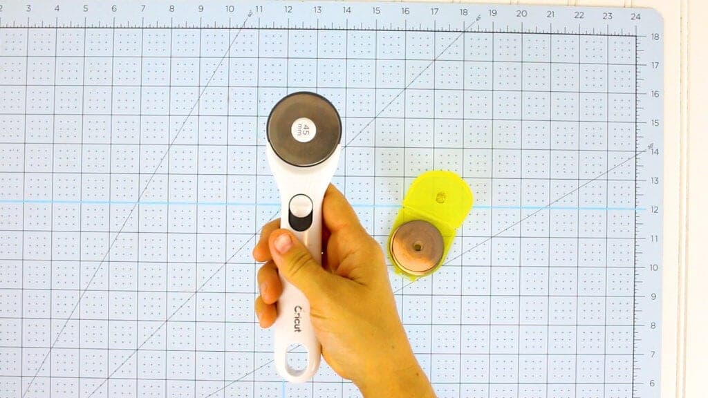 how-to-use-a-rotary-cutter